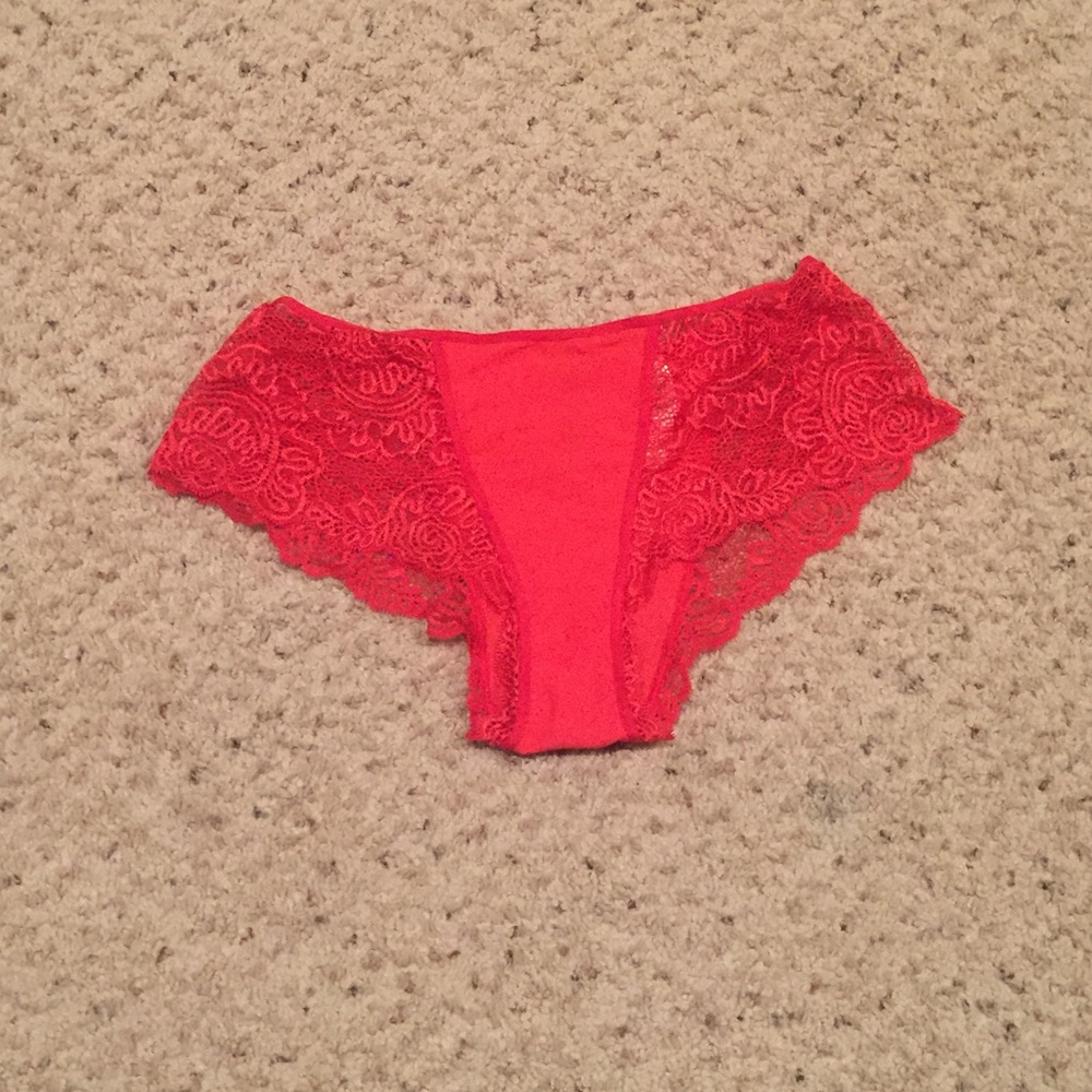 2-Pair of VS Panties - Size L   ***NWT***